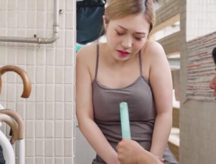 Chồng đi công tác con dâu bị bố chồng giở trò đồi bại