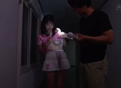 Đồi bại: Nữ trainer đội golf bị rape bởi đám đồng nghiệp